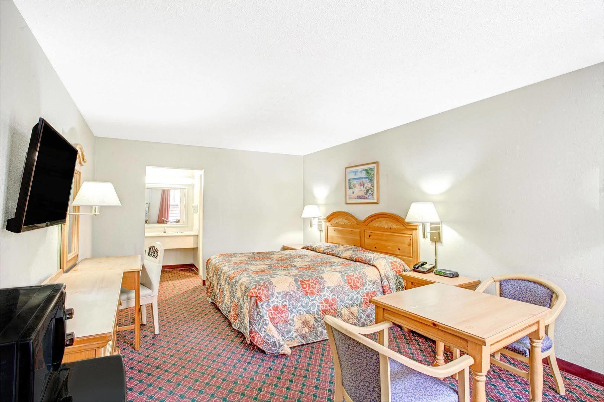 Knights Inn Memphis Airport Екстер'єр фото